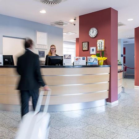 Idea Hotel Torino Mirafiori Екстериор снимка
