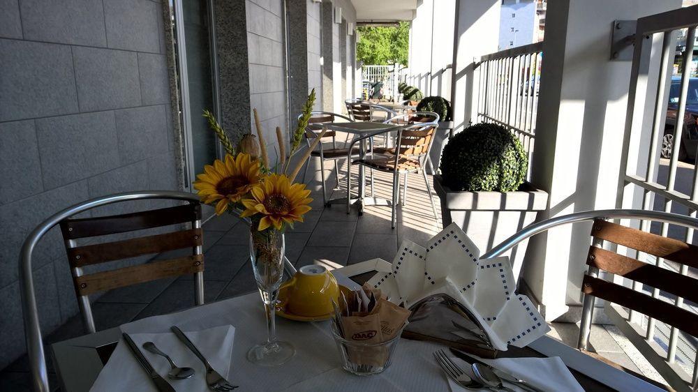 Idea Hotel Torino Mirafiori Екстериор снимка